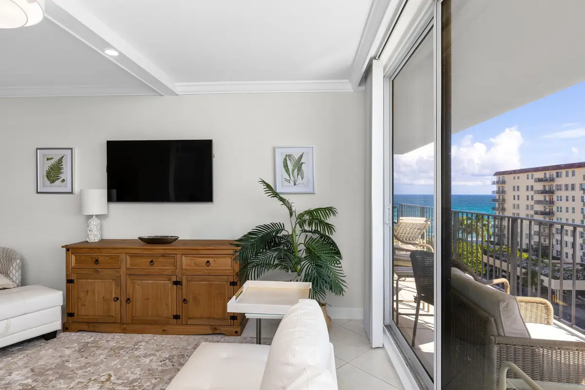 Living Area at 3460 S Ocean Boulevard 7160, Palm Beach