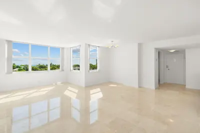 3015 N Ocean Boulevard 5F, Fort Lauderdale – Condominium for sale