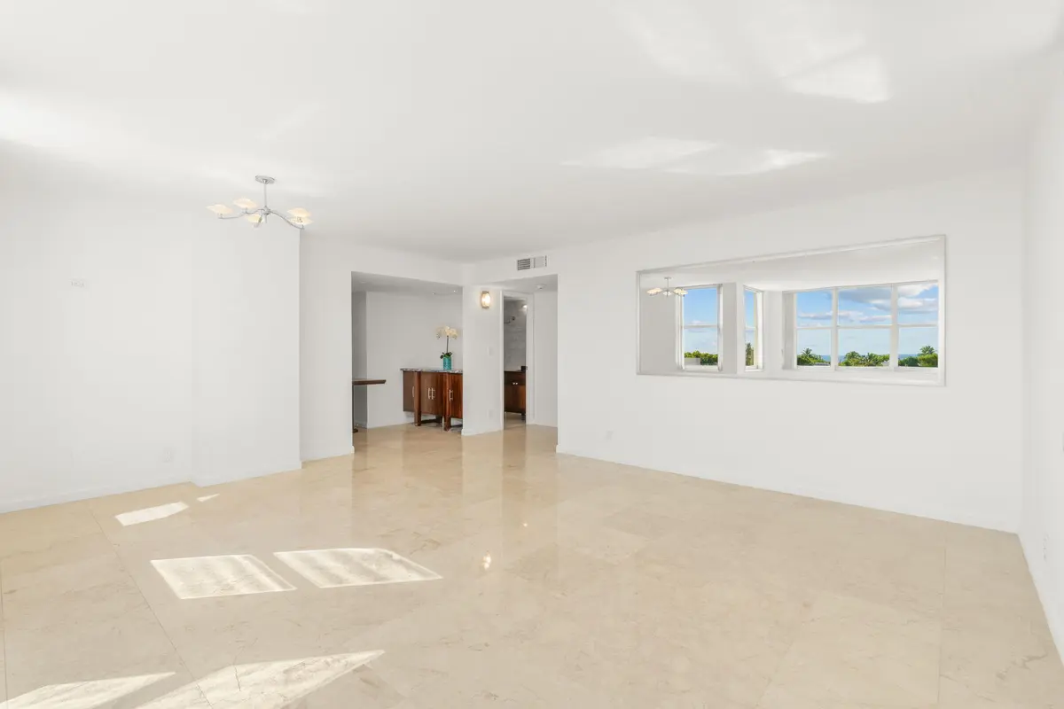 19-web-or-mls-3015 N Ocean Blvd 5F Fort at 3015 N Ocean Boulevard 5F, Fort Lauderdale