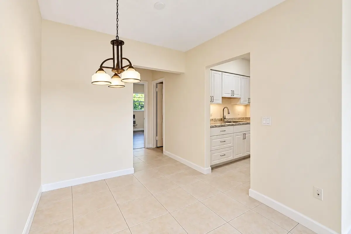 2420 S Federal HWY 10-2 at 2420 S FEDERAL Highway 10, Boynton Beach