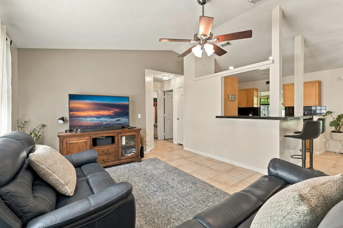 11_img_2111 at 611 SW DWIGHT Avenue, Port St. Lucie