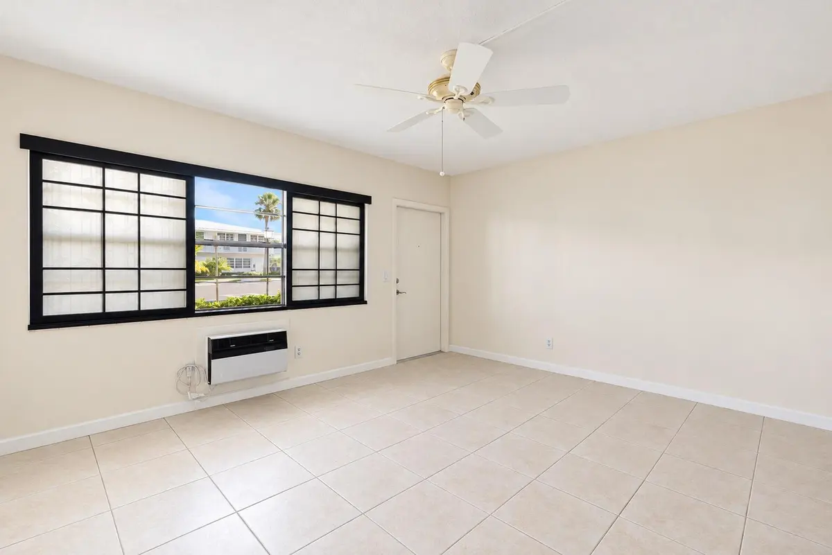 2420 S Federal HWY 10-8 at 2420 S FEDERAL Highway 10, Boynton Beach