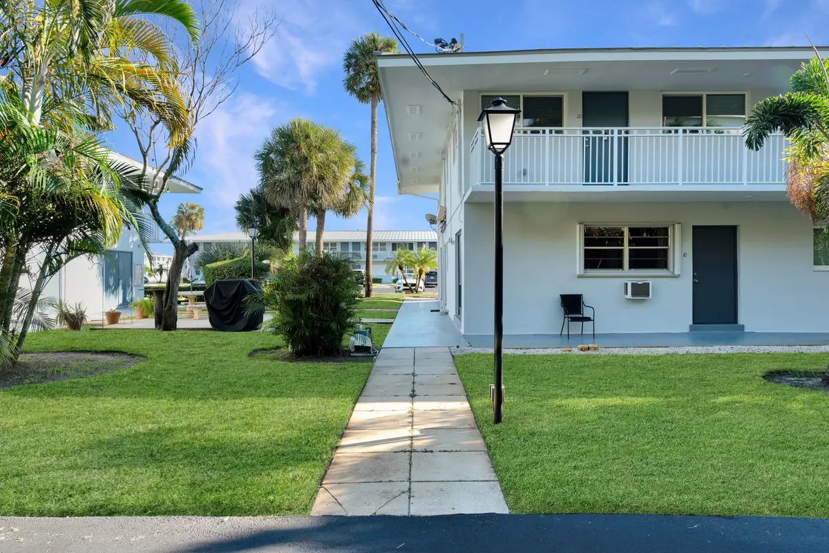 2420 S Federal HWY 10-14 at 2420 S FEDERAL Highway 10, Boynton Beach