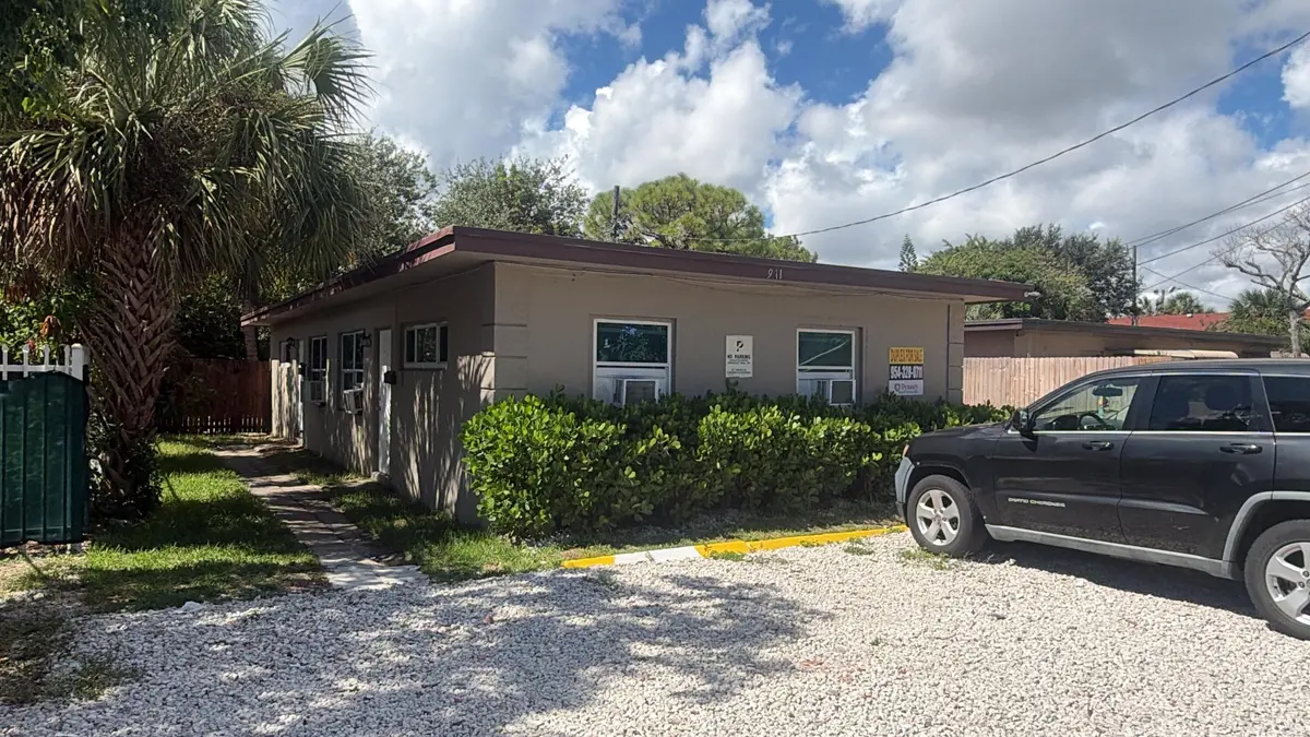 IMG_0235 at 911 NW 12th Avenue 1-2, Fort Lauderdale