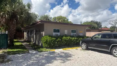 911 NW 12th Avenue 1-2, Fort Lauderdale – Duplex for sale