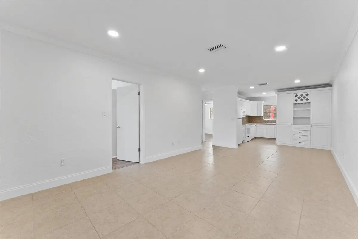 08-8 at 2631 NE 2nd Avenue, Boca Raton