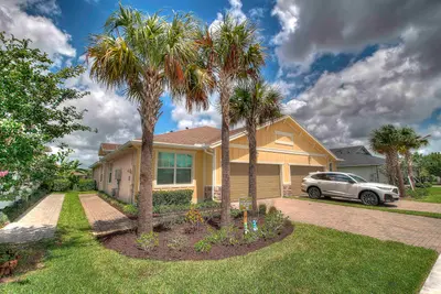 1307 Tangled Orchard Trace, Loxahatchee – Villa for sale