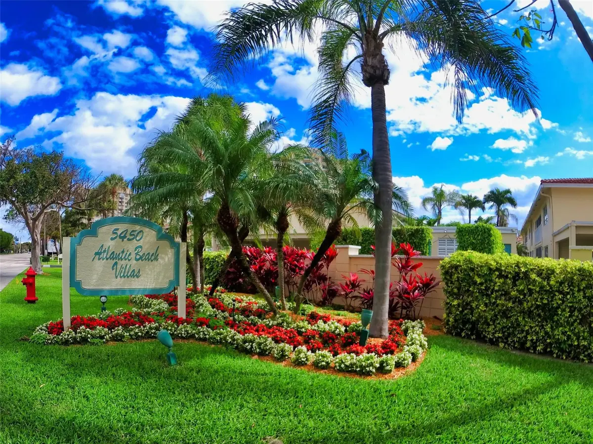 Photo 2 at 5450 N OCEAN Boulevard 39-K, Lauderdale-By-The-Sea