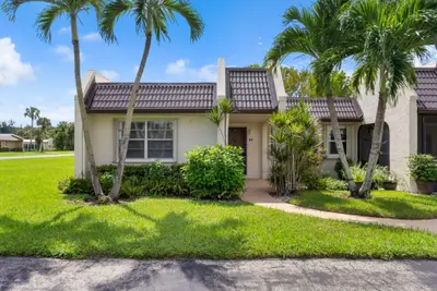 100 Lake Rebecca Drive, West Palm Beach – Villa for rent