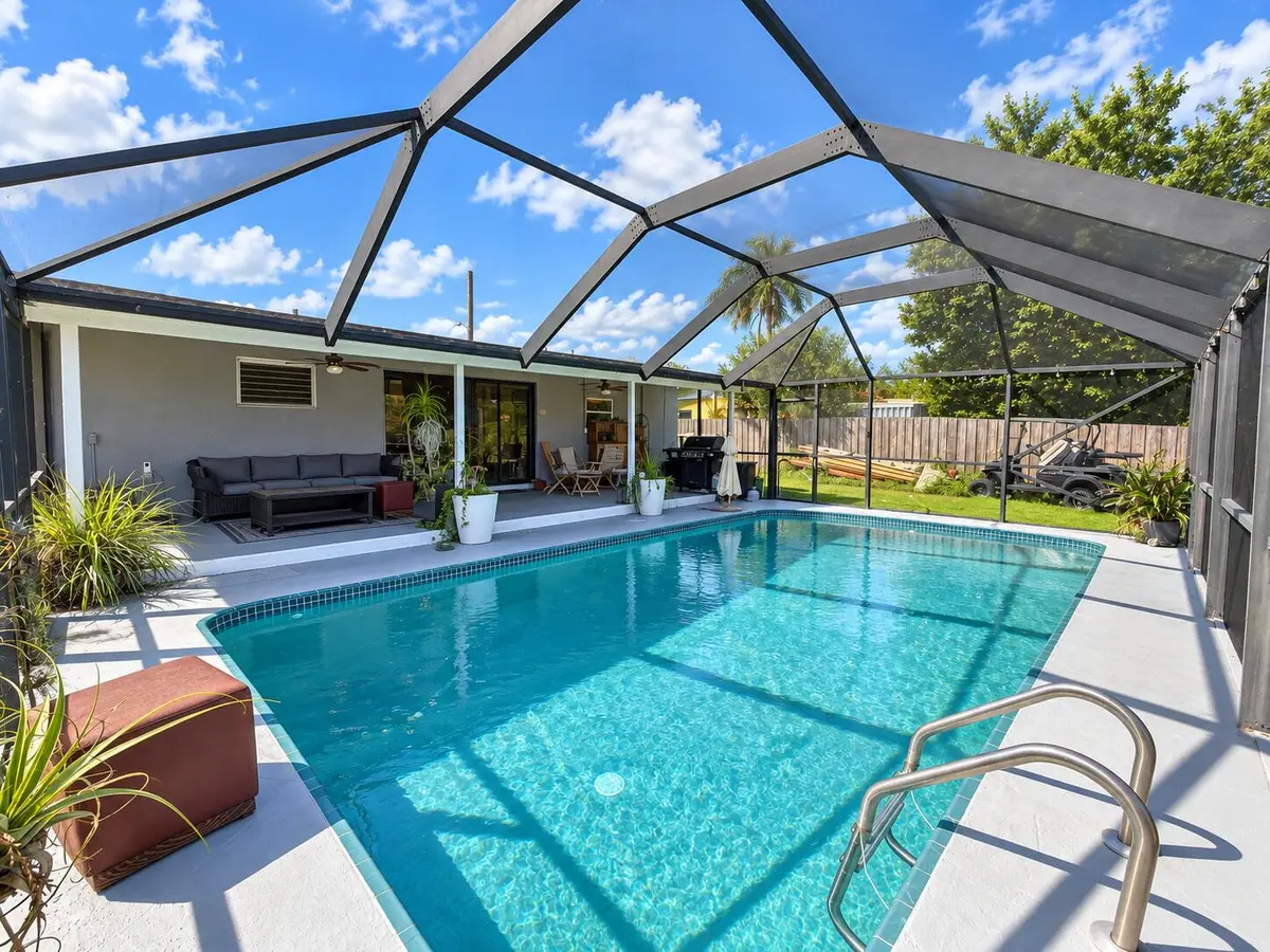 Poolside2 at 236 TAM O SHANTER Drive, Palm Springs