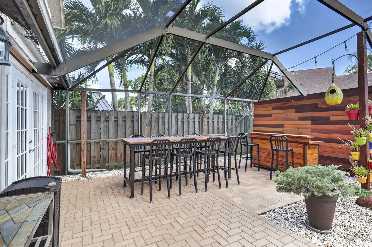 54-web-or-mls-BS1A5709 at 1570 YACHTMAN Place, Wellington