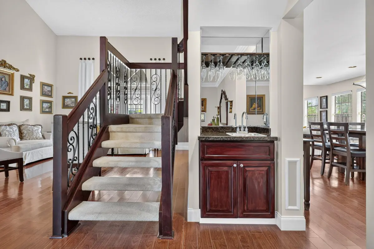 16-web-or-mls-BS1A5675 at 1570 YACHTMAN Place, Wellington