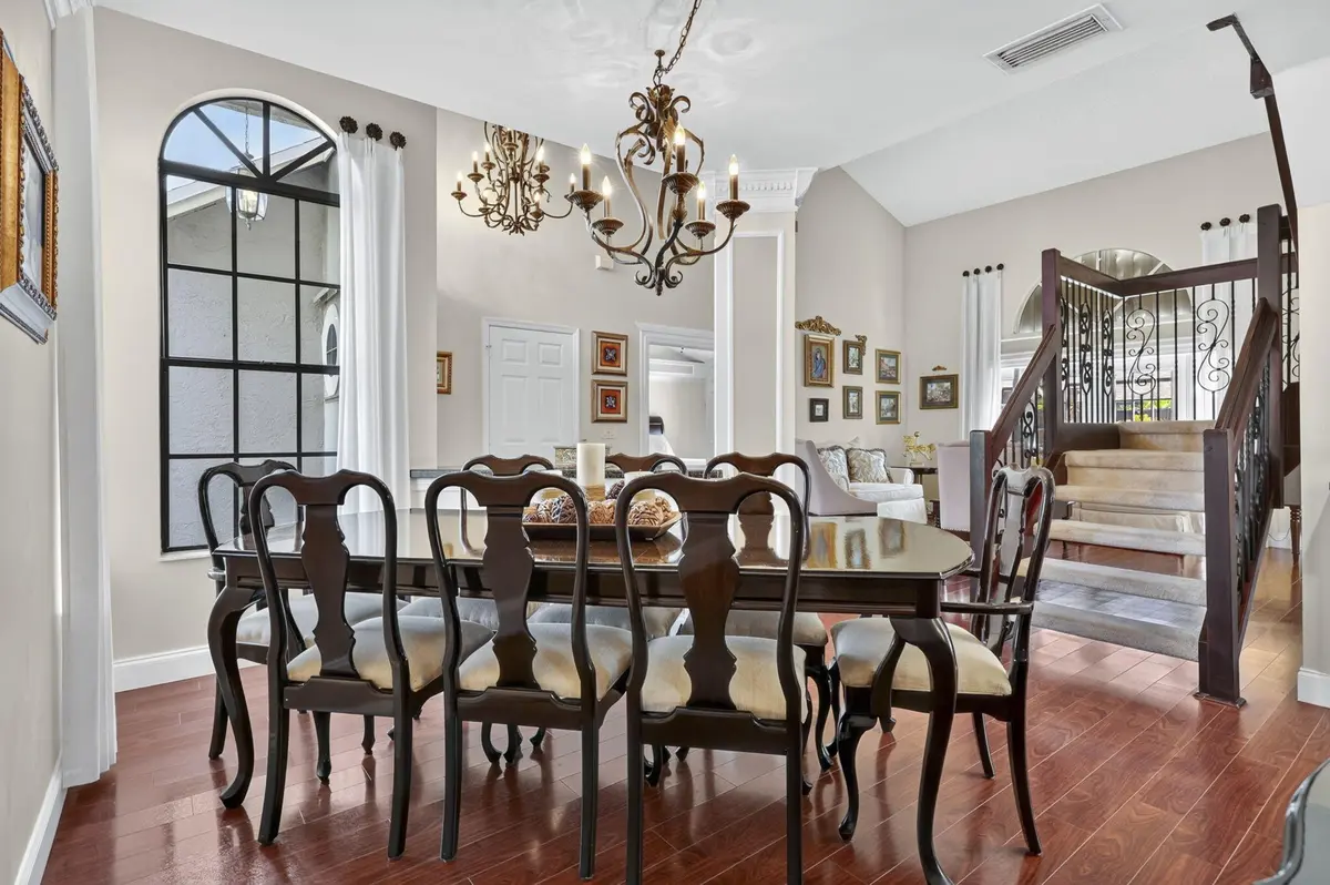 14-web-or-mls-BS1A5659 at 1570 YACHTMAN Place, Wellington
