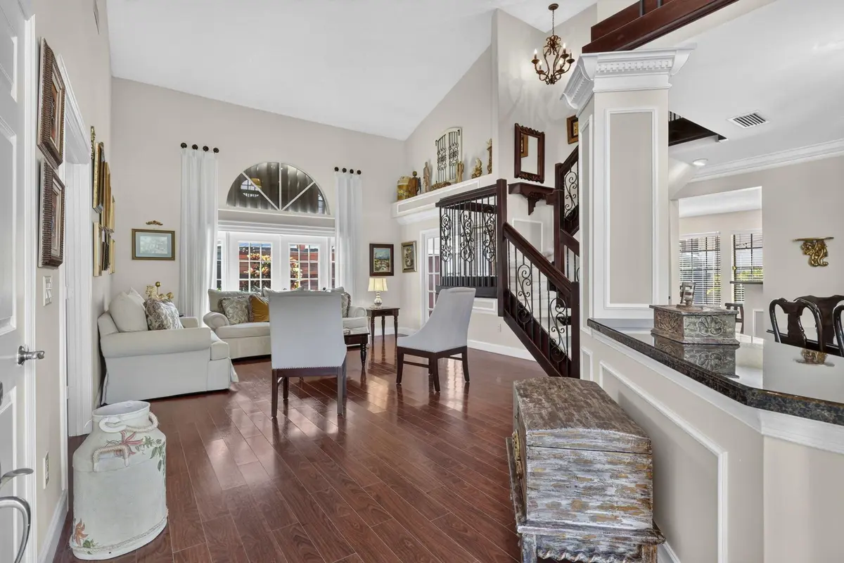 10-web-or-mls-BS1A5644 at 1570 YACHTMAN Place, Wellington