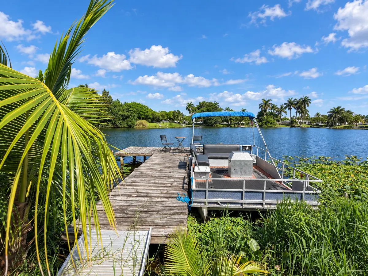 Dock at 236 TAM O SHANTER Drive, Palm Springs