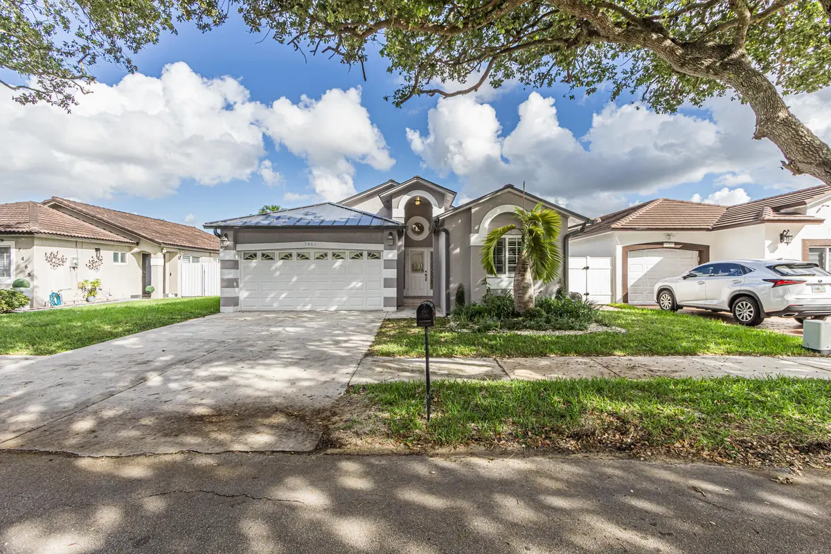 7461-3 at 7461 NW 167th Terrace, Hialeah