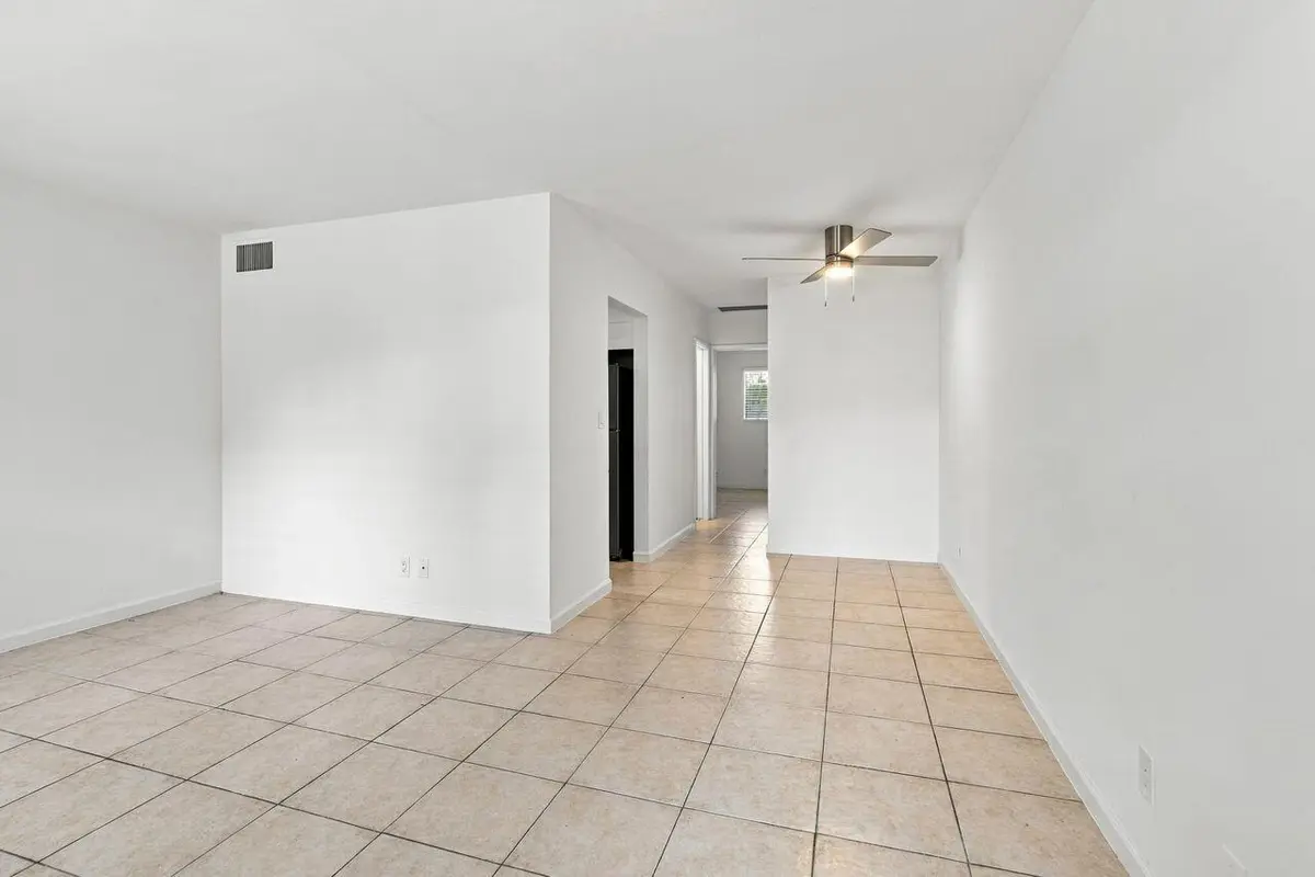 4529_NE_21st_Ave__011 at 4529 NE 21st Avenue #3, Fort Lauderdale