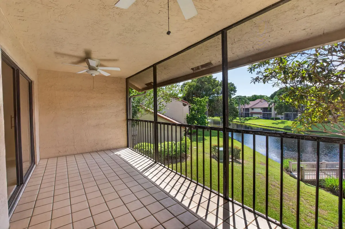LONG LAKE AND FOUNTAIN VIEWS at 5621 Coach House Circle, Boca Raton