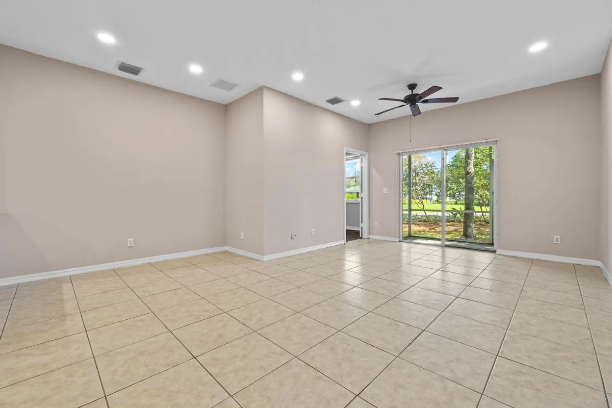 DSC05453 at 3105 GRANDIFLORA Drive, Greenacres