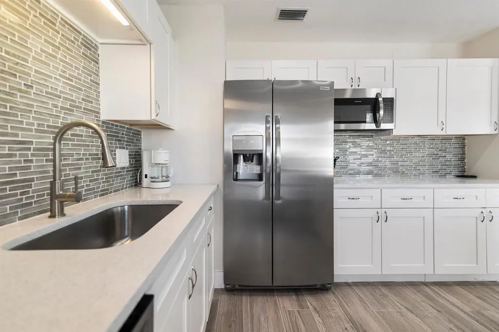 Photo 2 at 2501 NE 12TH Street, Pompano Beach