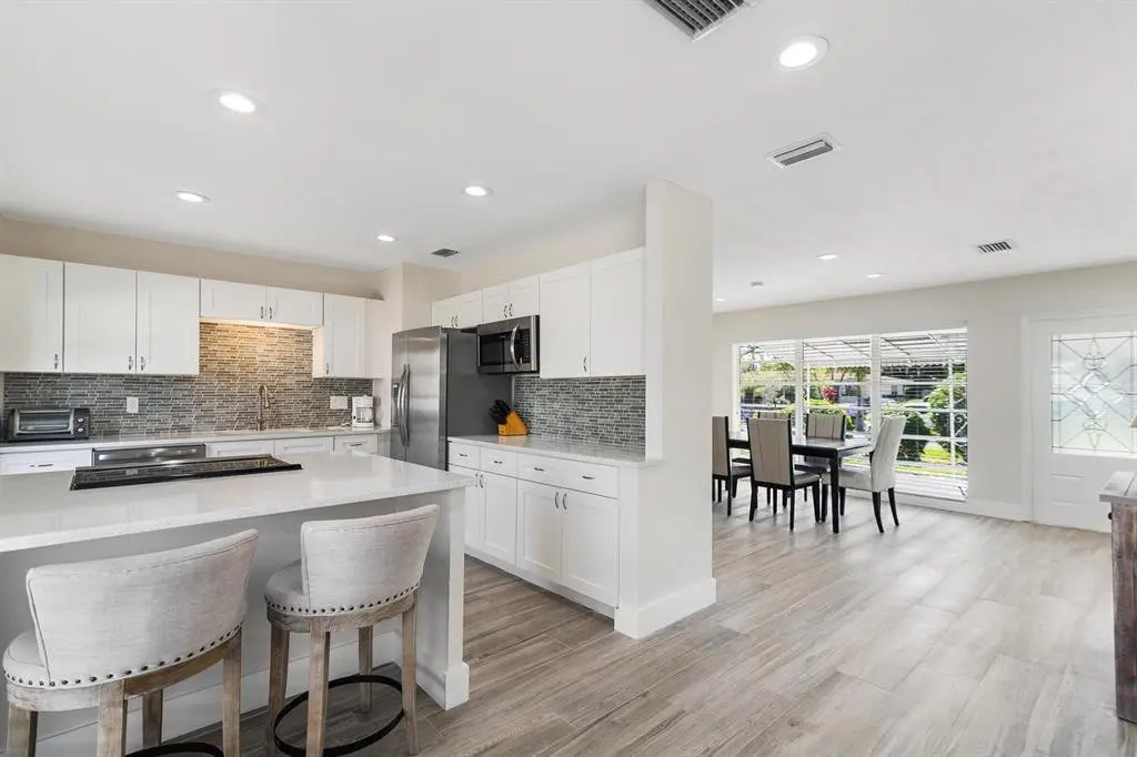 Photo 3 at 2501 NE 12TH Street, Pompano Beach