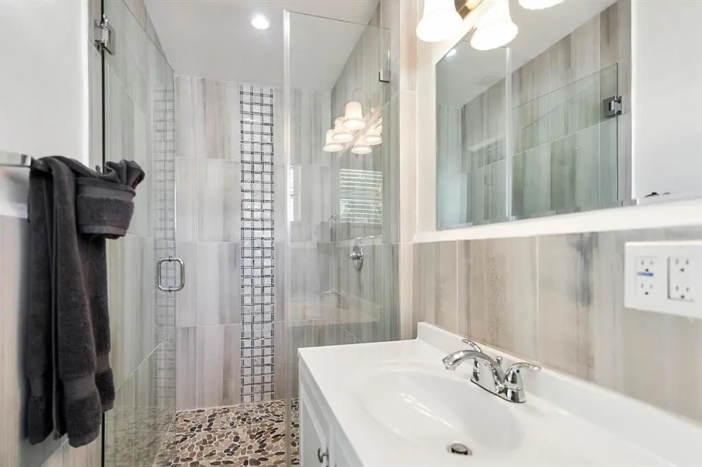 Photo 7 at 2501 NE 12TH Street, Pompano Beach