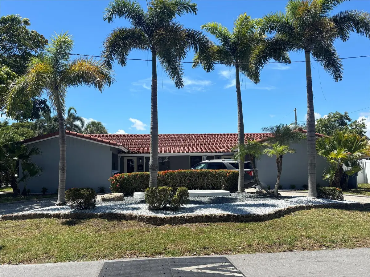 Photo 2 at 2820 NE 49TH Street, Fort Lauderdale