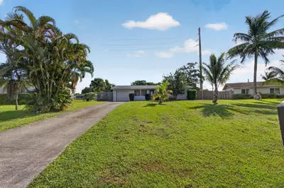 446 E SHADYSIDE Circle, West Palm Beach – Single Family Residence for sale