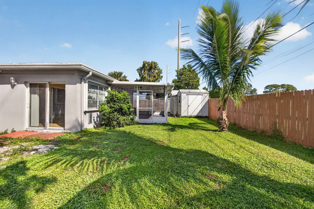 53-web-or-mls-5D1A3650 at 446 E SHADYSIDE Circle, West Palm Beach