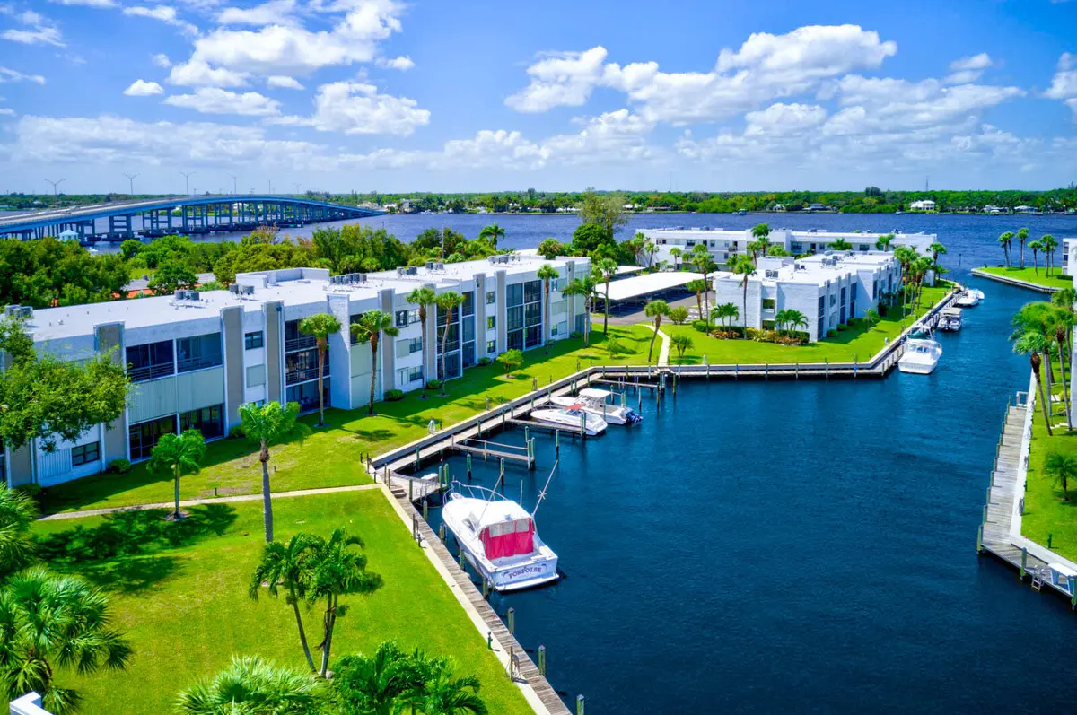 4-306_Circle_Bay-9 at 1950 SW PALM CITY Road 3-207, Stuart