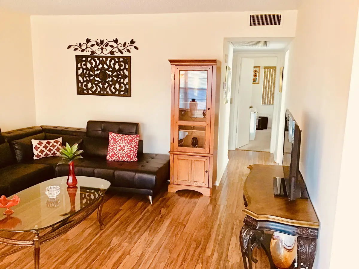 D1B229E5-A5F3-4530-B8E3-79227461E9D7 (1) at 542 MANSFIELD M, Boca Raton