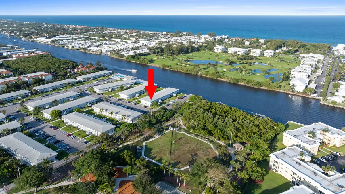 2570 HG Drone 3 at 2570 S FEDERAL Highway 1, Boynton Beach
