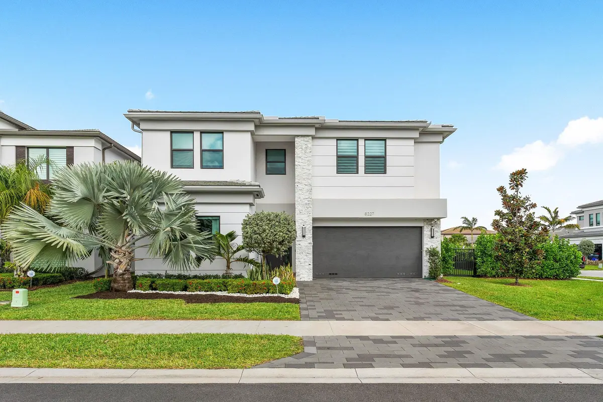 20240307022544887098000000-o at 8227 OCEANUS Drive, Boca Raton