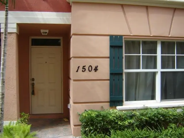 Photo 4 at 1033 NE 17th Way 1504, Fort Lauderdale