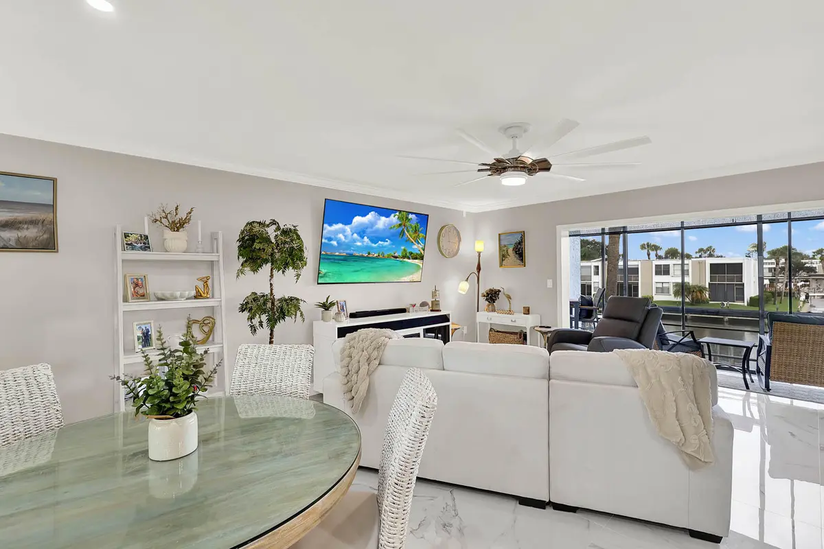 3-207_Circle_Bay-11 at 1950 SW PALM CITY Road 3-207, Stuart
