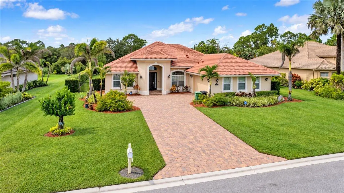 Freshly Cleaned Mediterranean Home at 2801 Bent Pine Drive, Fort Pierce