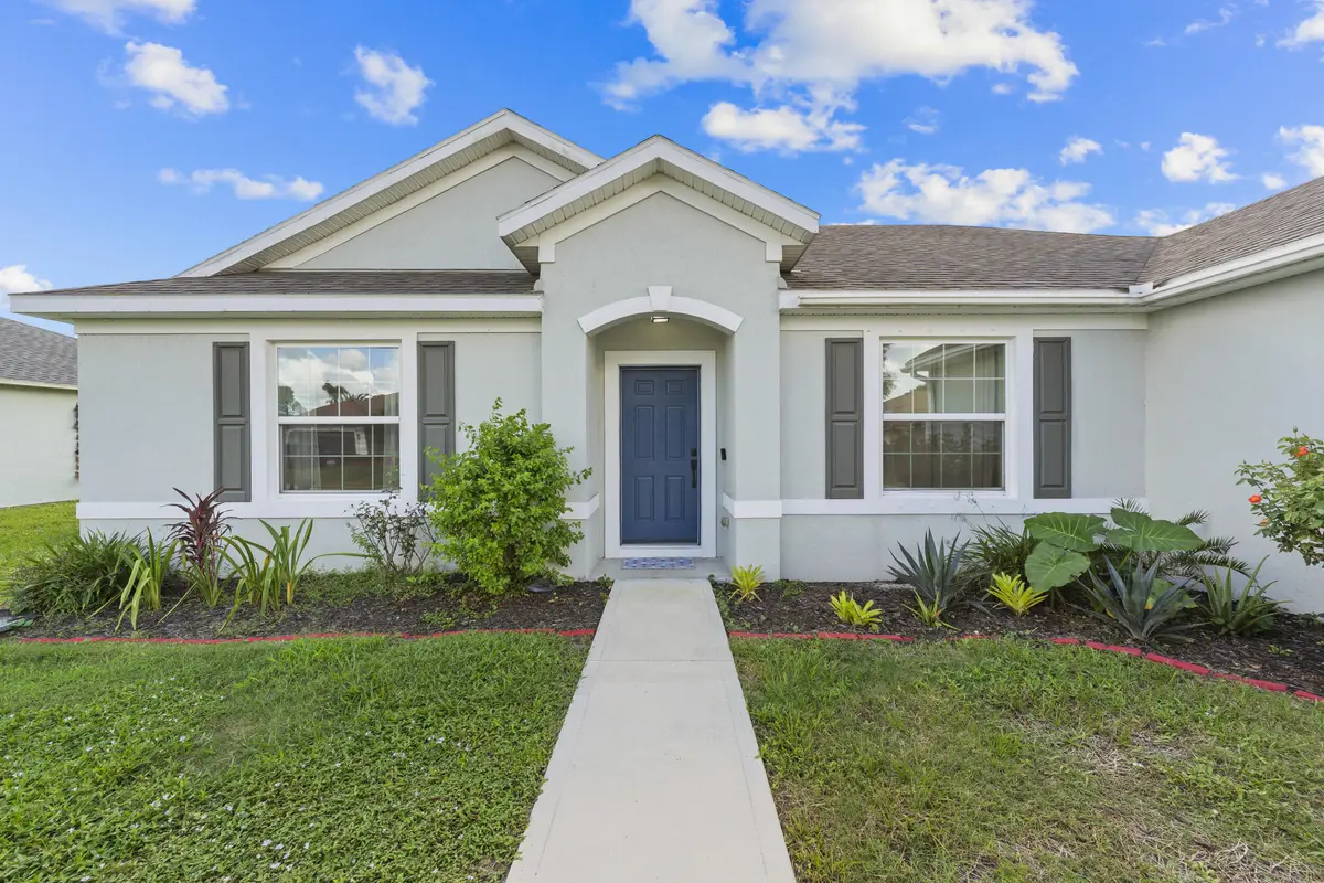 11_07 at 770 SW Saragossa Avenue, Port St. Lucie