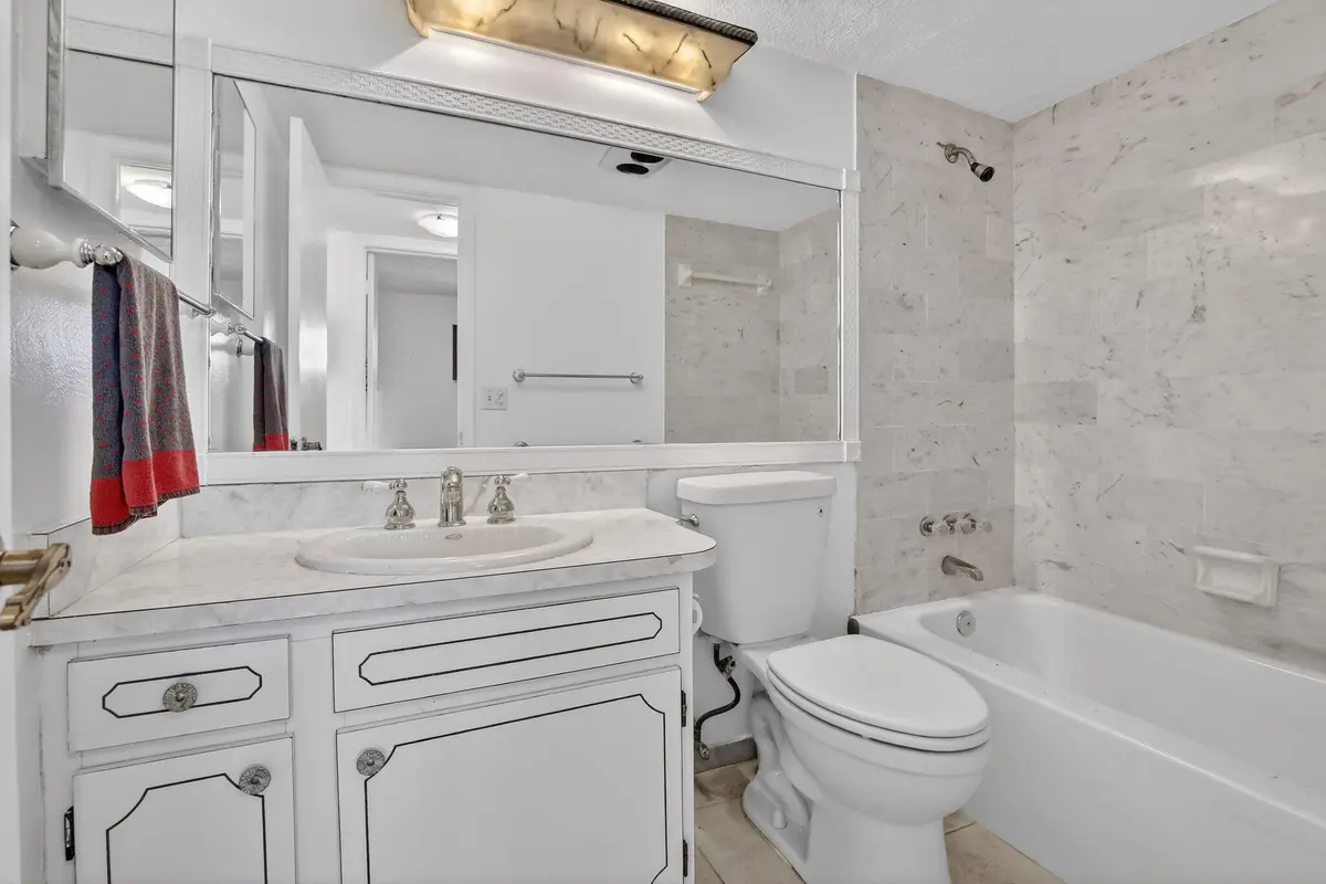 7-web-or-mls-_A7A0192 at 8921 S HOLLYBROOK Boulevard 209, Pembroke Pines