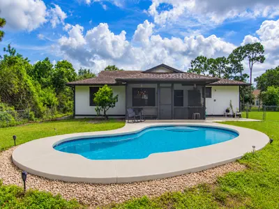 5717 BIRCH Drive, Fort Pierce – Single Family Residence for sale