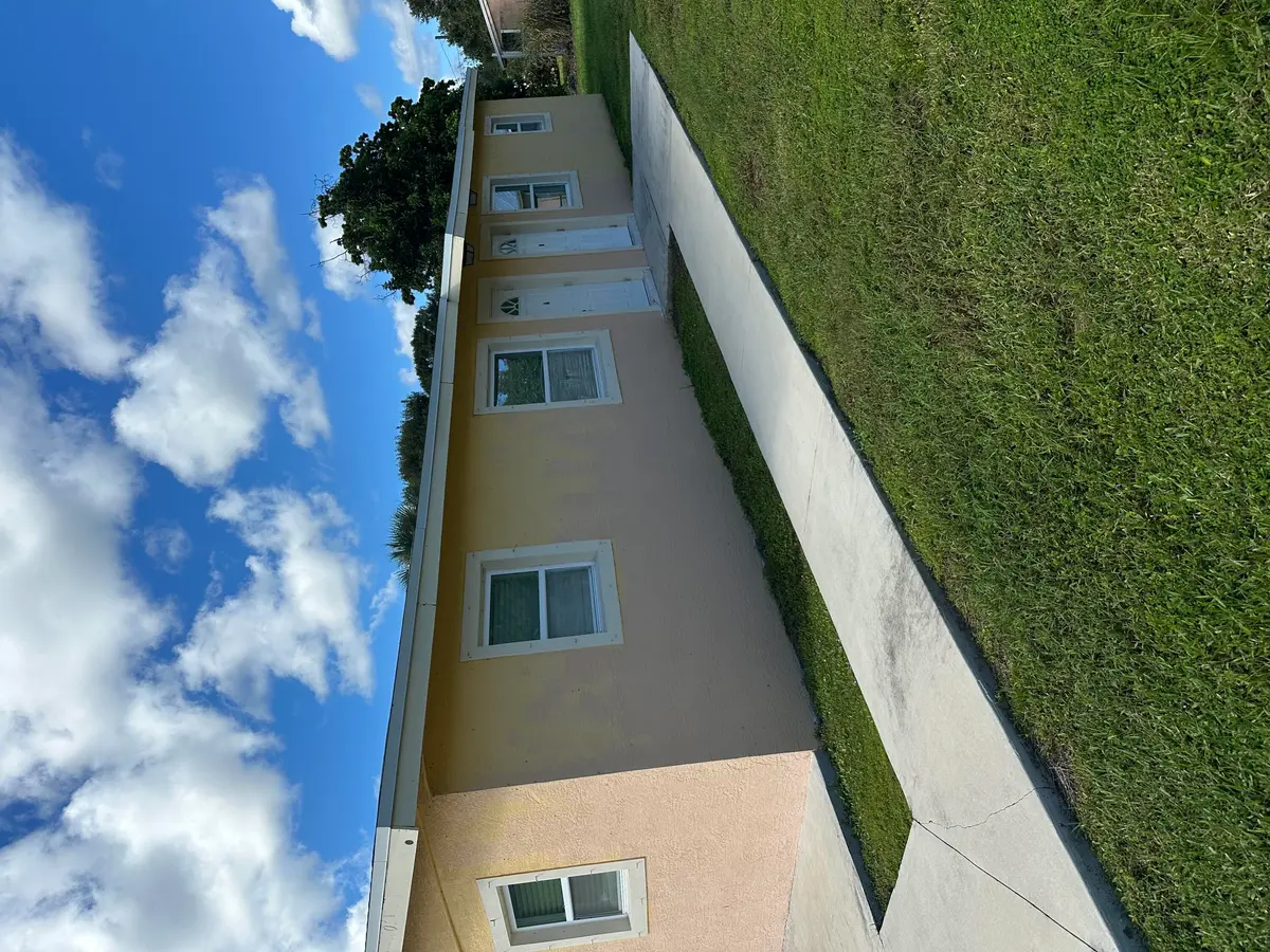 IMG_9039 at 1400 AVENUE I A, Fort Pierce
