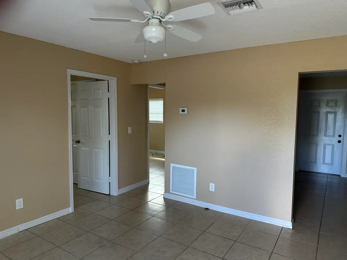 IMG_9037 at 1400 AVENUE I A, Fort Pierce