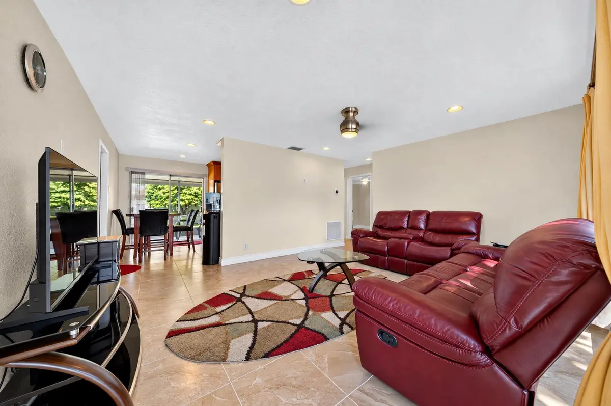 4821 SW 18TH Street, Fort Lauderdale, FL – photo 3