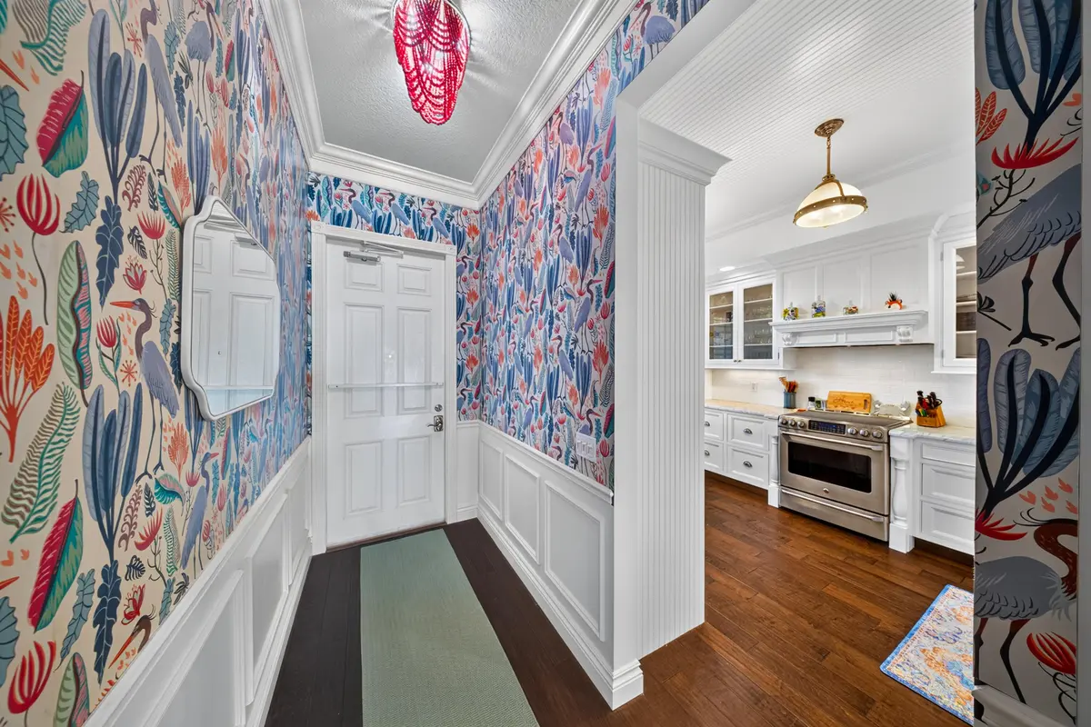 Front Entry at 30 Harbour Isle Drive PH02, Fort Pierce