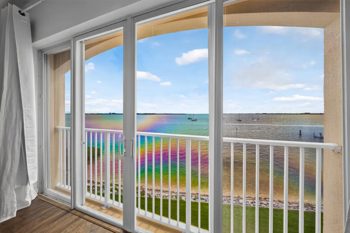 Florida Room at 30 Harbour Isle Drive PH02, Fort Pierce