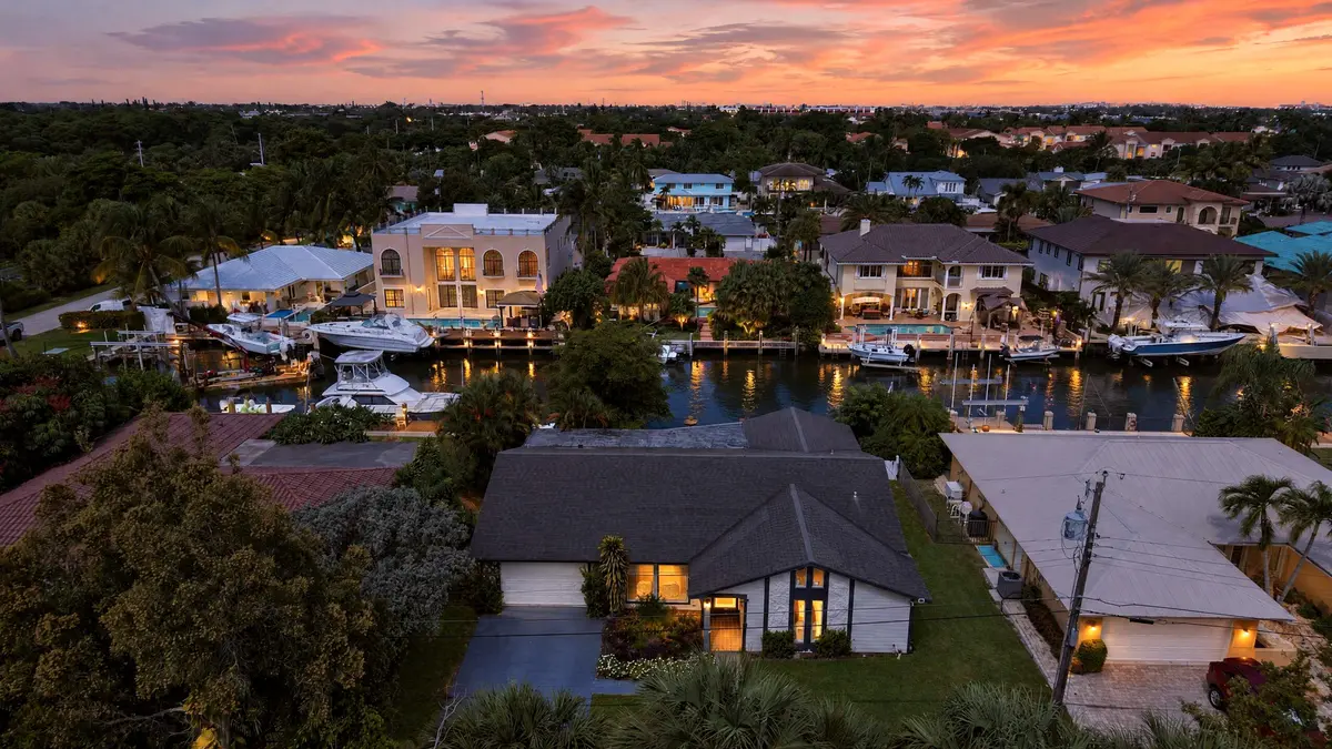 116 Periwinkle at 116 PERIWINKLE Drive, Hypoluxo