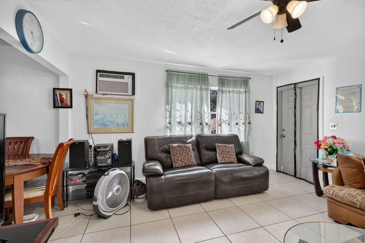 48-web-or-mls-_A7A1971 at 6156 SW 34TH Street 1-2, Miramar