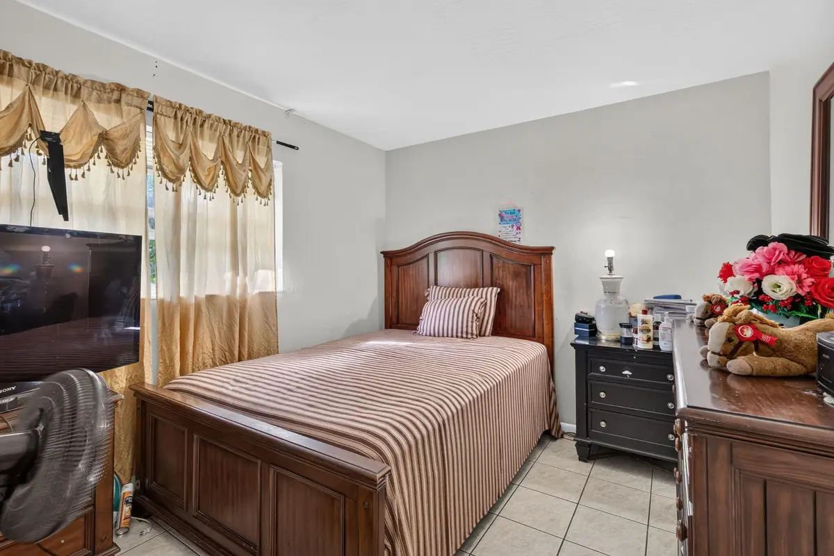 53-web-or-mls-_A7A2028 at 6156 SW 34TH Street 1-2, Miramar