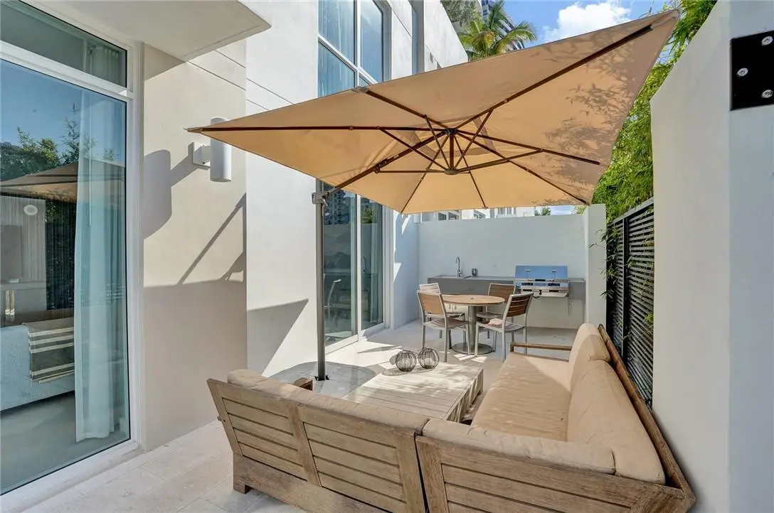 Photo 5 at 401 N BIRCH Road TH5, Fort Lauderdale