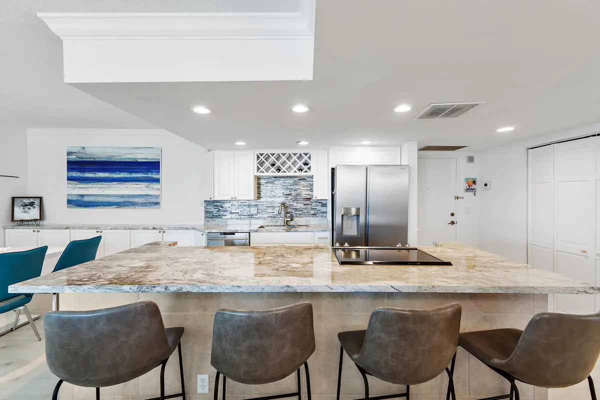042-5440NOceanDr-PH205-SingerIsland-FULL at 5440 N OCEAN Drive PH205, Singer Island