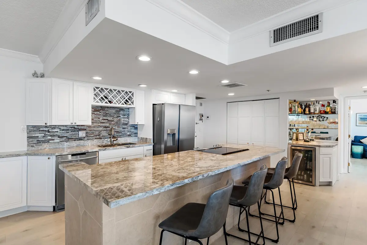 043-5440NOceanDr-PH205-SingerIsland-FULL at 5440 N OCEAN Drive PH205, Singer Island